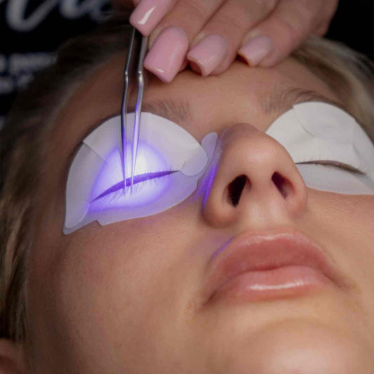 UV Wimpern Systeme für die Wimpernverlängerung