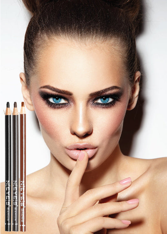 Augenbrauen professionell schminken