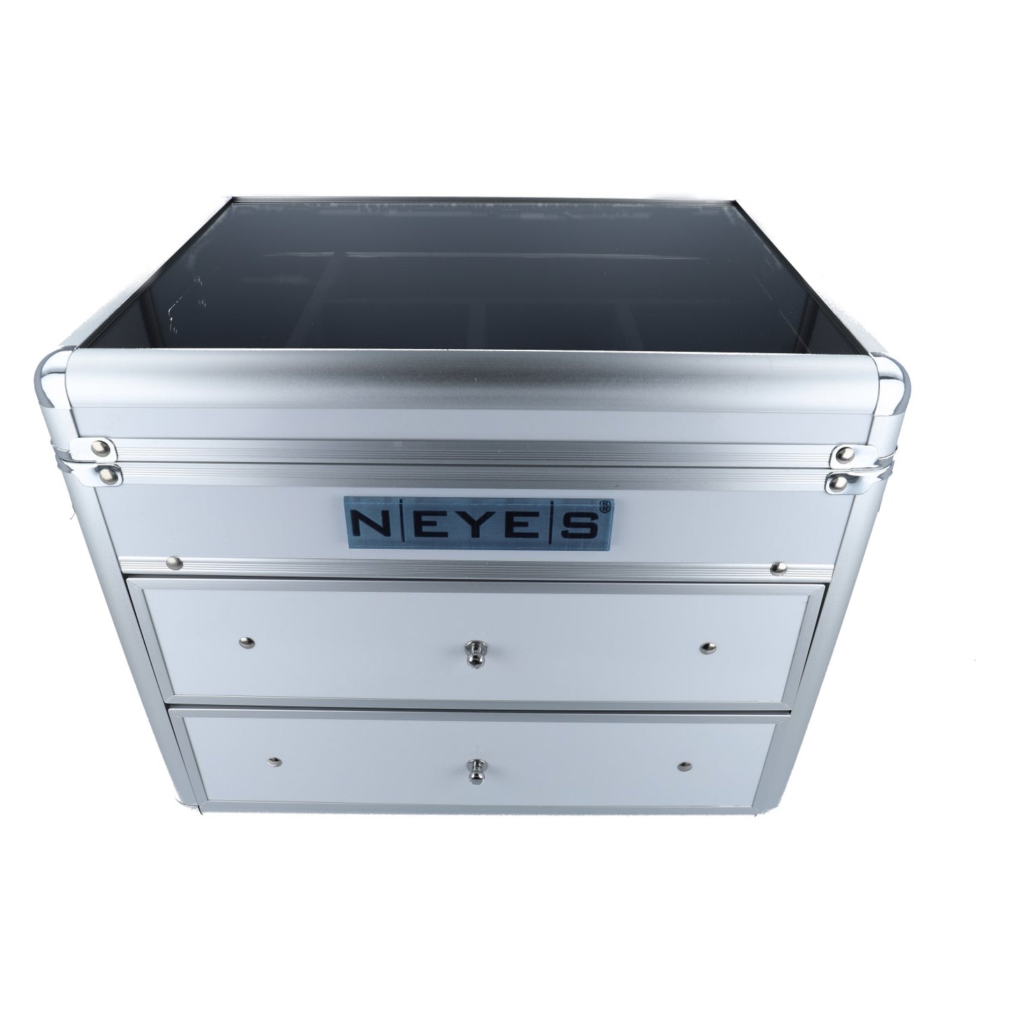 neyeskoffergeschlossen_leer_Neyes